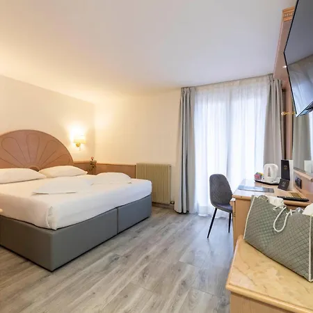 Hotel Olympic Palace